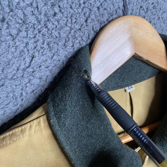 FILSON Upland Hunting Jacket MEN’S LARGE 44 Heavy Wax Cotton Canvas USA Made - Picture 4 of 16